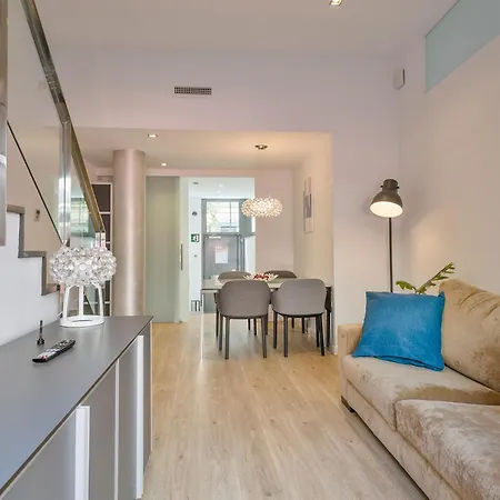 Lugaris Rambla Apartments Barcelona Exterior photo
